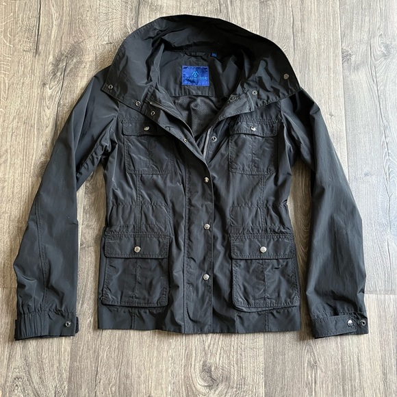 Martin + Osa Lightweight Jacket - Picture 4 of 11